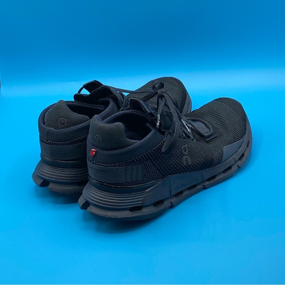 On Running Women's Black Athletic Shoes - Picture 3 of 4